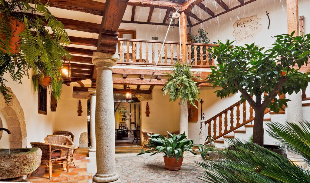 Posada Del Tio Juanon Navalcarnero Exteriör bild